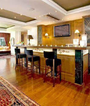 酒店 Xenia Palace